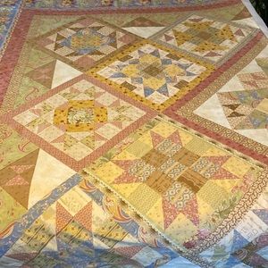 Quilters Look! Beautiful Earth Tone Quilt Top to Finish